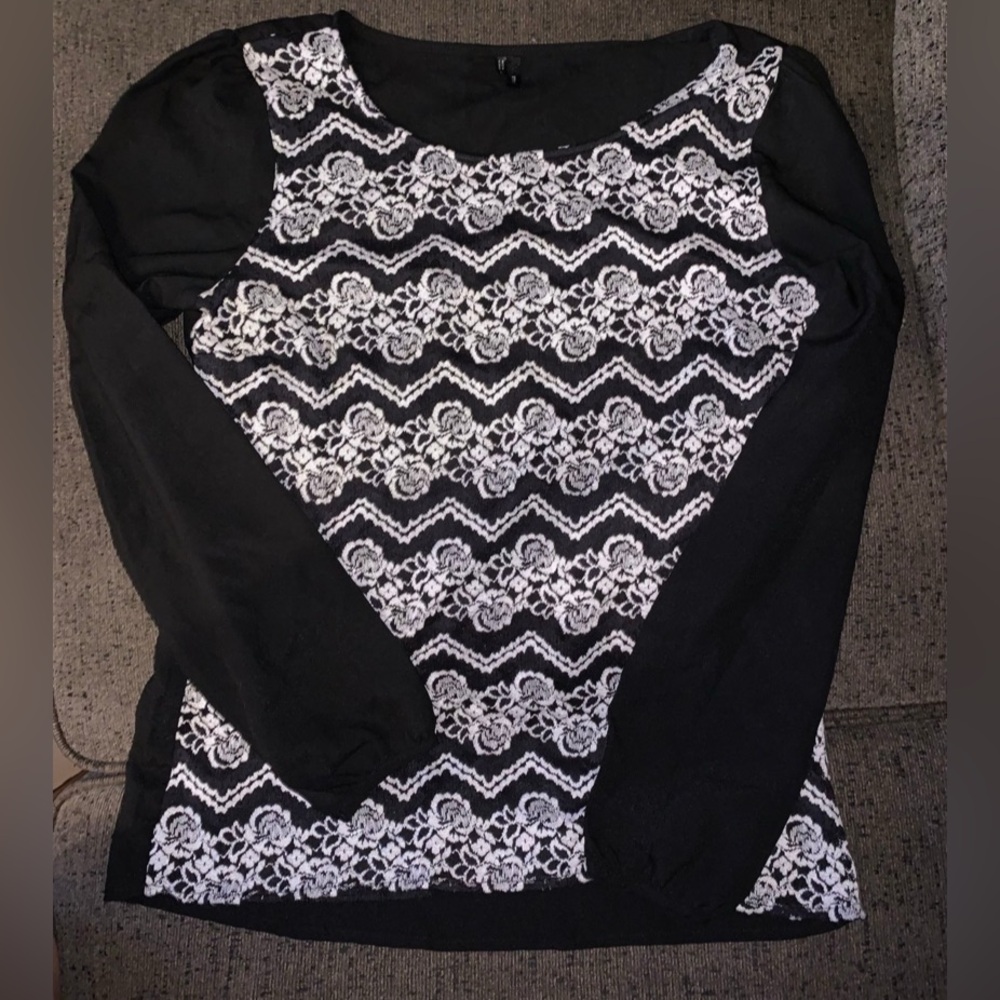 Maurices Long Sleeve Blouse